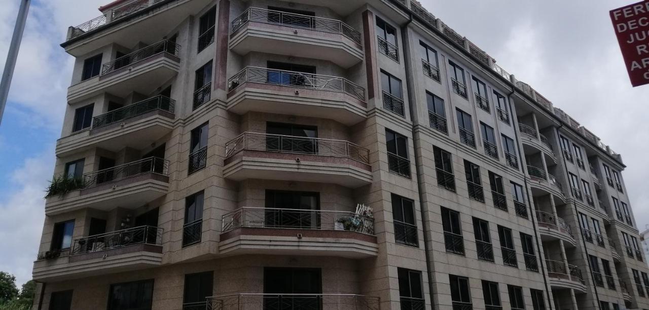 Apartamento Centro De Sanxenxo Con Garaje Esterno foto