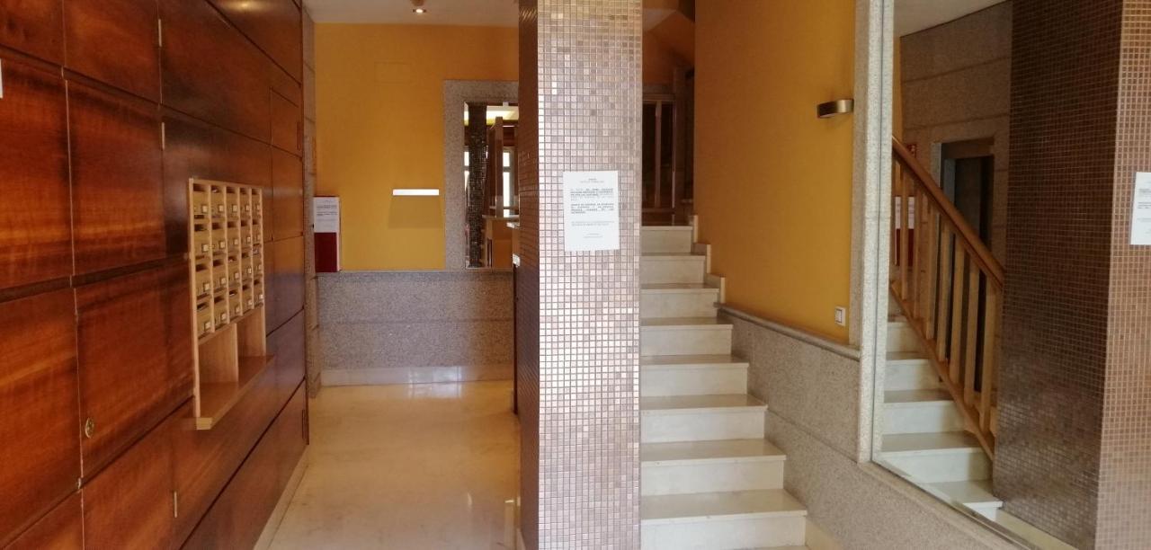 Apartamento Centro De Sanxenxo Con Garaje Esterno foto